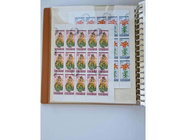1918/88, nine albums with complete sheets and parts of sheets, unmounted mint and used with complete sets, motifs, postage du