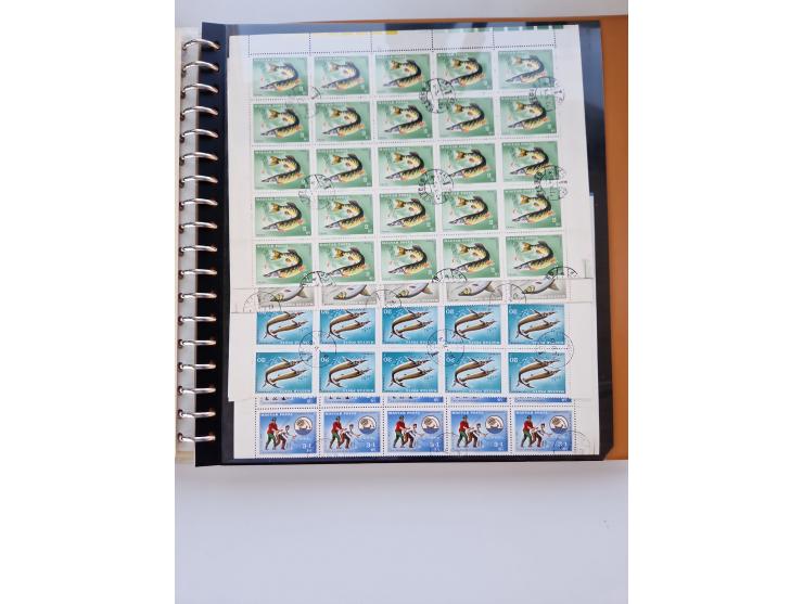 1918/88, nine albums with complete sheets and parts of sheets, unmounted mint and used with complete sets, motifs, postage du