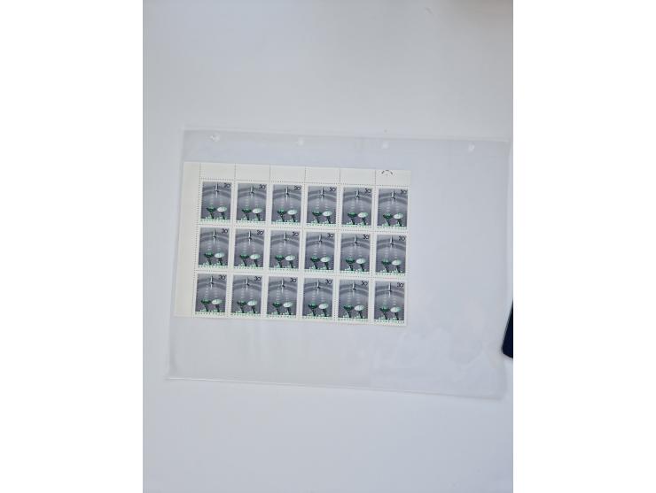 1918/88, nine albums with complete sheets and parts of sheets, unmounted mint and used with complete sets, motifs, postage du