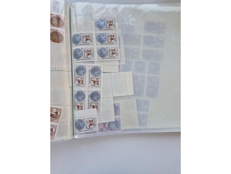 1918/88, nine albums with complete sheets and parts of sheets, unmounted mint and used with complete sets, motifs, postage du