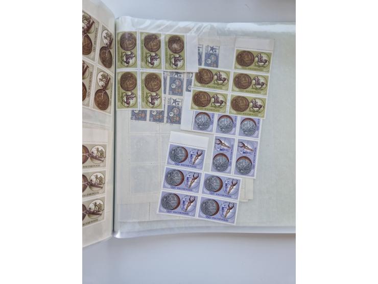 1918/88, nine albums with complete sheets and parts of sheets, unmounted mint and used with complete sets, motifs, postage du