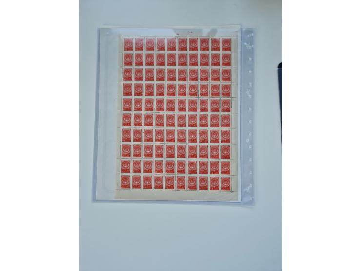 1918/88, nine albums with complete sheets and parts of sheets, unmounted mint and used with complete sets, motifs, postage du