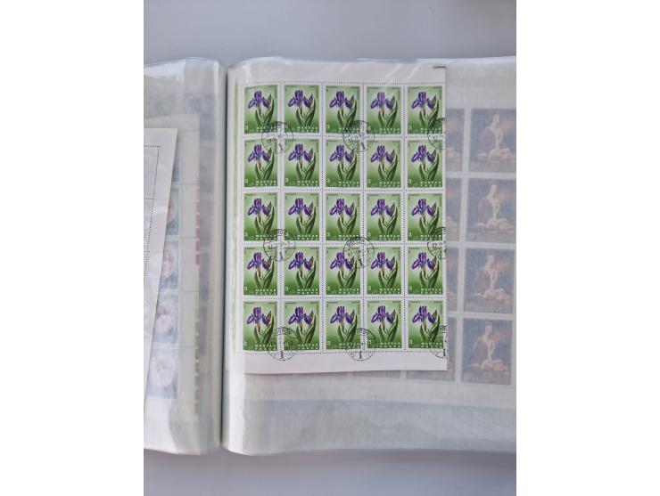 1918/88, nine albums with complete sheets and parts of sheets, unmounted mint and used with complete sets, motifs, postage du