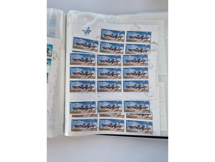 1918/88, nine albums with complete sheets and parts of sheets, unmounted mint and used with complete sets, motifs, postage du