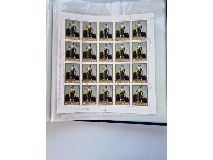 1918/88, nine albums with complete sheets and parts of sheets, unmounted mint and used with complete sets, motifs, postage du