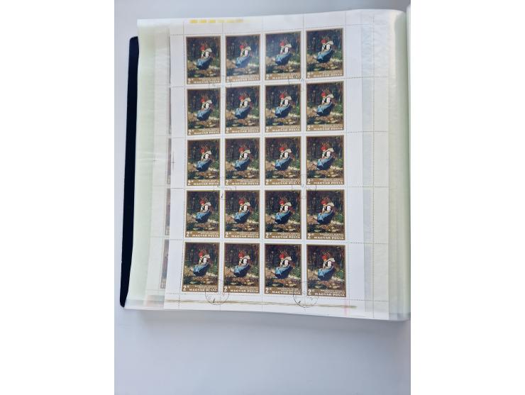 1918/88, nine albums with complete sheets and parts of sheets, unmounted mint and used with complete sets, motifs, postage du