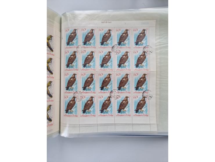 1918/88, nine albums with complete sheets and parts of sheets, unmounted mint and used with complete sets, motifs, postage du