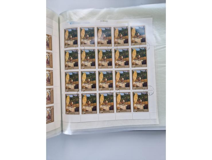 1918/88, nine albums with complete sheets and parts of sheets, unmounted mint and used with complete sets, motifs, postage du