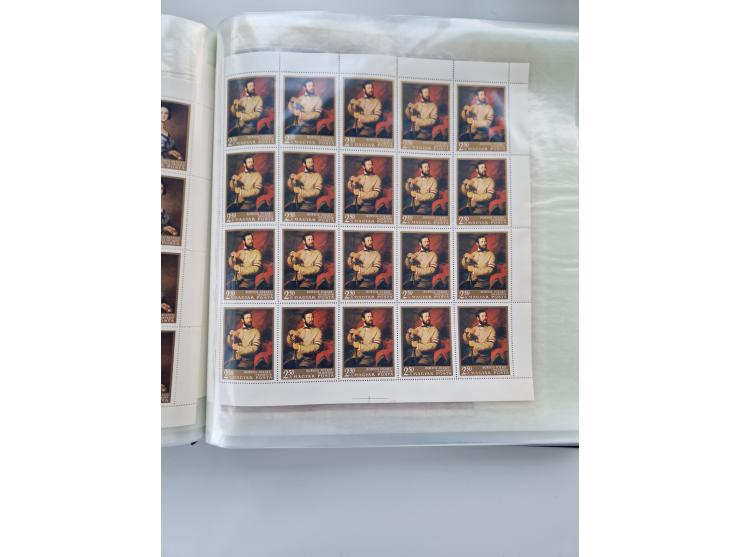 1918/88, nine albums with complete sheets and parts of sheets, unmounted mint and used with complete sets, motifs, postage du