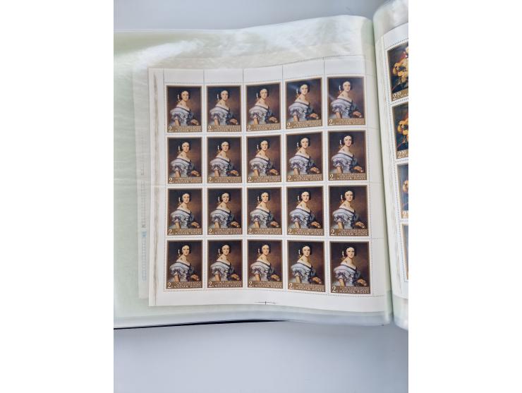 1918/88, nine albums with complete sheets and parts of sheets, unmounted mint and used with complete sets, motifs, postage du