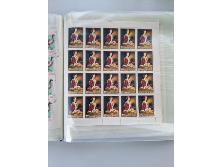 1918/88, nine albums with complete sheets and parts of sheets, unmounted mint and used with complete sets, motifs, postage du