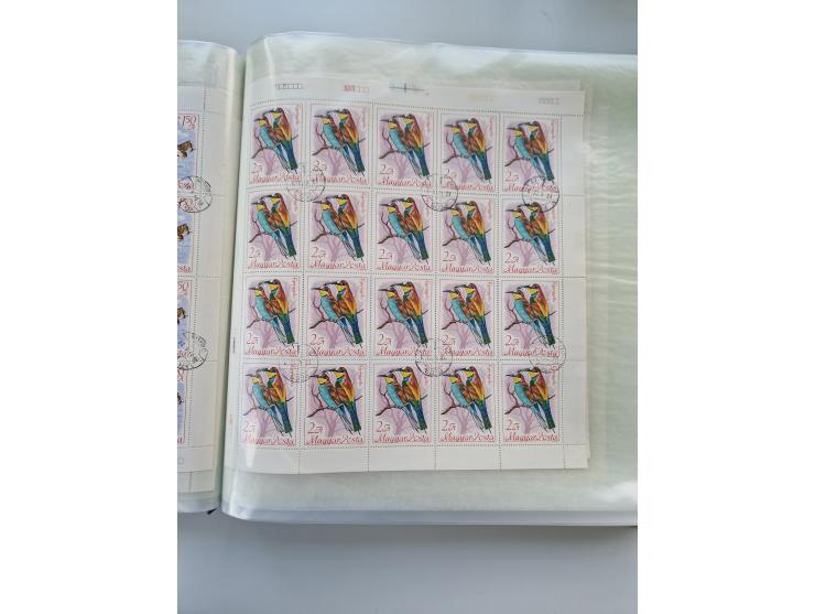 1918/88, nine albums with complete sheets and parts of sheets, unmounted mint and used with complete sets, motifs, postage du