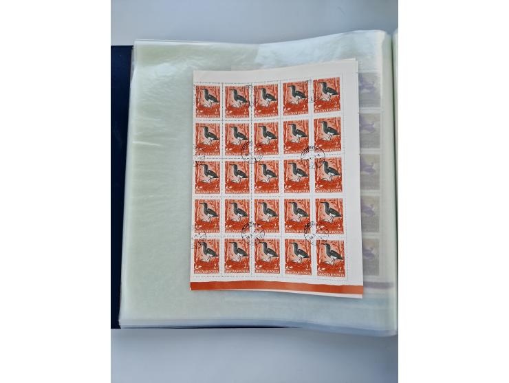 1918/88, nine albums with complete sheets and parts of sheets, unmounted mint and used with complete sets, motifs, postage du