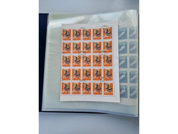 1918/88, nine albums with complete sheets and parts of sheets, unmounted mint and used with complete sets, motifs, postage du