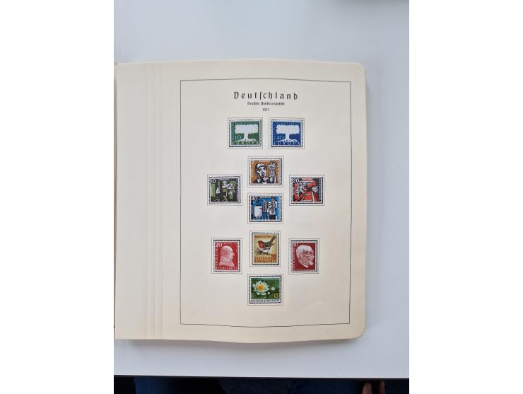 1945/87, vorwiegend postfrische bzw. gestempelte Sammlung, dabei Bund und Berlin doppelt, bis auf wenige jeweils komplett, au