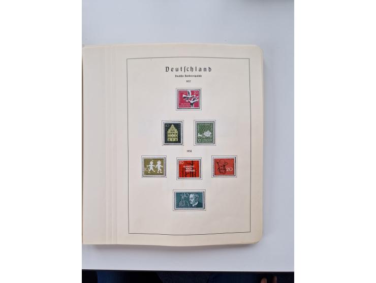 1945/87, vorwiegend postfrische bzw. gestempelte Sammlung, dabei Bund und Berlin doppelt, bis auf wenige jeweils komplett, au