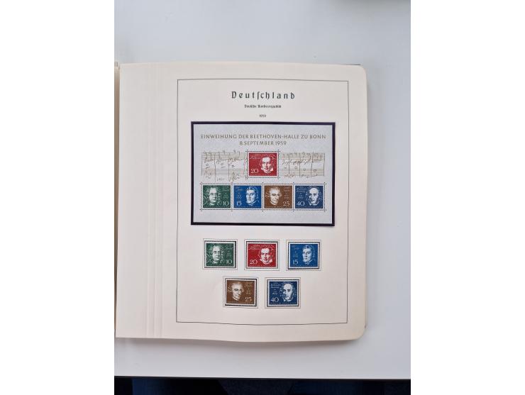 1945/87, vorwiegend postfrische bzw. gestempelte Sammlung, dabei Bund und Berlin doppelt, bis auf wenige jeweils komplett, au