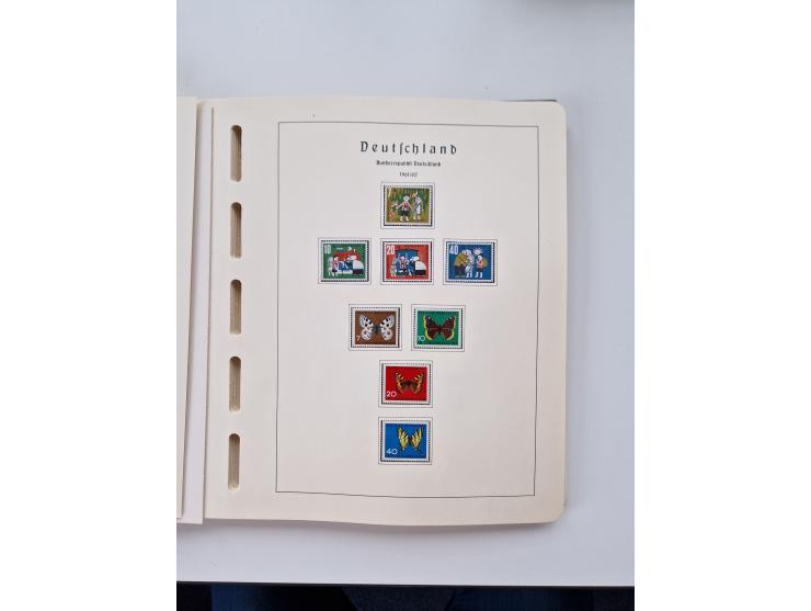 1945/87, vorwiegend postfrische bzw. gestempelte Sammlung, dabei Bund und Berlin doppelt, bis auf wenige jeweils komplett, au