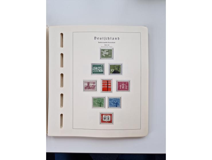 1945/87, vorwiegend postfrische bzw. gestempelte Sammlung, dabei Bund und Berlin doppelt, bis auf wenige jeweils komplett, au