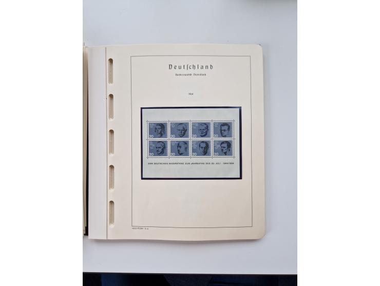 1945/87, vorwiegend postfrische bzw. gestempelte Sammlung, dabei Bund und Berlin doppelt, bis auf wenige jeweils komplett, au