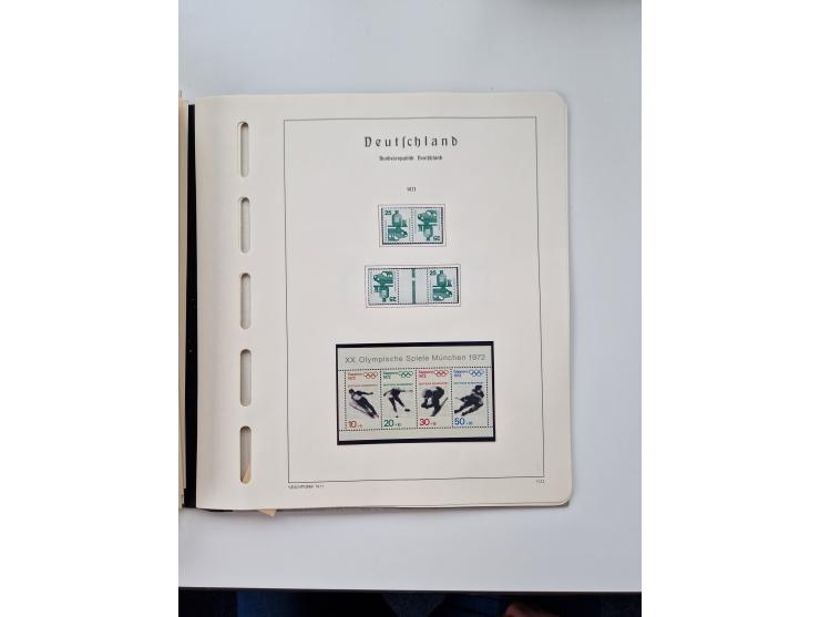 1945/87, vorwiegend postfrische bzw. gestempelte Sammlung, dabei Bund und Berlin doppelt, bis auf wenige jeweils komplett, au