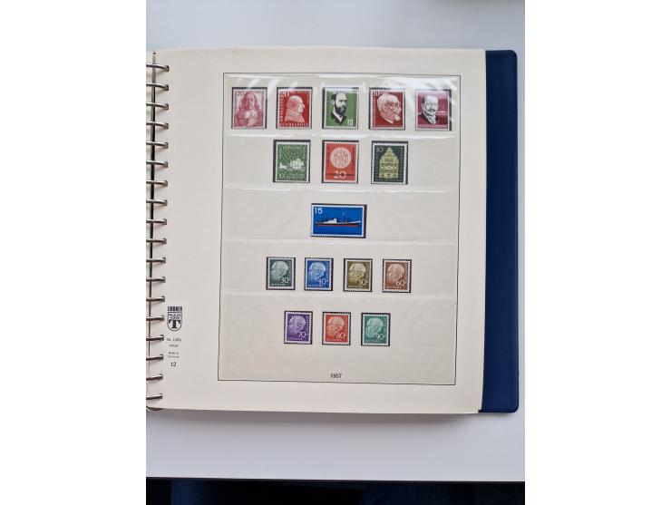 1945/87, vorwiegend postfrische bzw. gestempelte Sammlung, dabei Bund und Berlin doppelt, bis auf wenige jeweils komplett, au