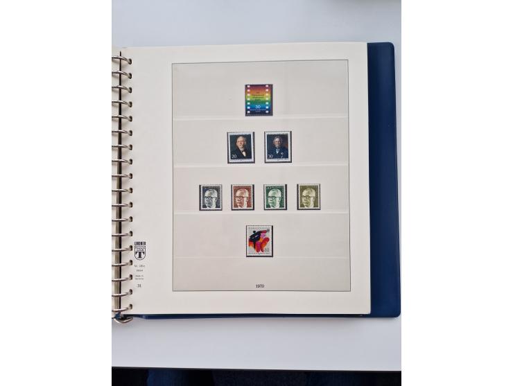 1945/87, vorwiegend postfrische bzw. gestempelte Sammlung, dabei Bund und Berlin doppelt, bis auf wenige jeweils komplett, au