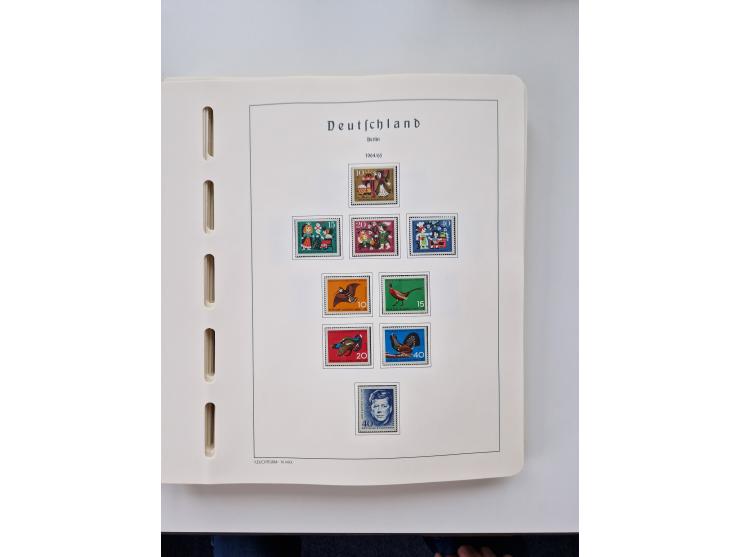 1945/87, vorwiegend postfrische bzw. gestempelte Sammlung, dabei Bund und Berlin doppelt, bis auf wenige jeweils komplett, au