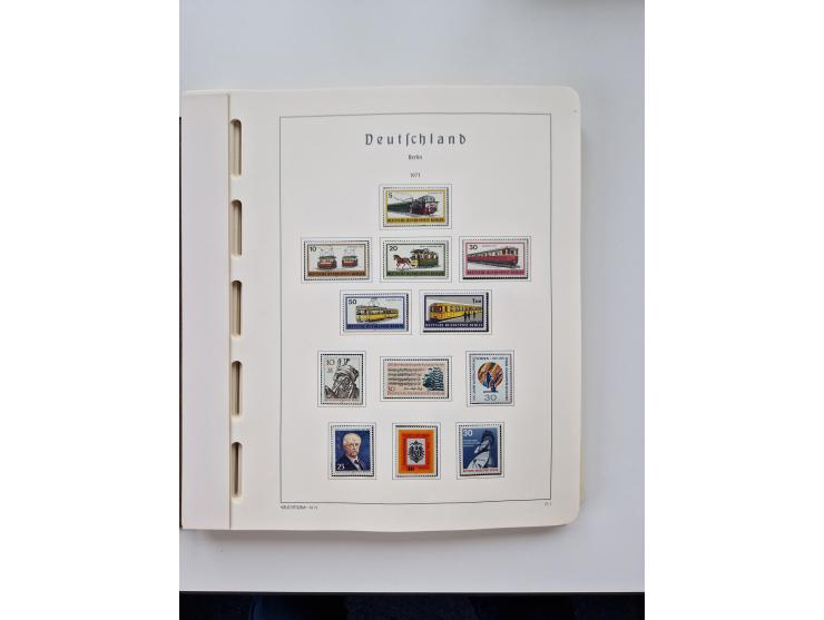 1945/87, vorwiegend postfrische bzw. gestempelte Sammlung, dabei Bund und Berlin doppelt, bis auf wenige jeweils komplett, au