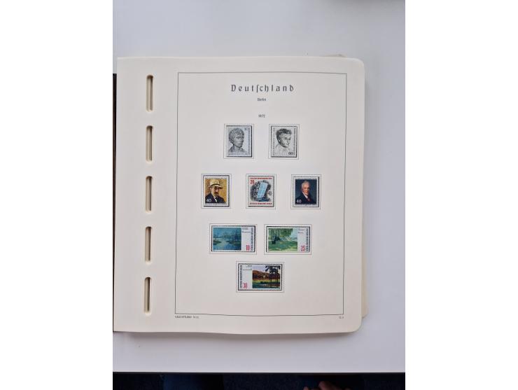 1945/87, vorwiegend postfrische bzw. gestempelte Sammlung, dabei Bund und Berlin doppelt, bis auf wenige jeweils komplett, au