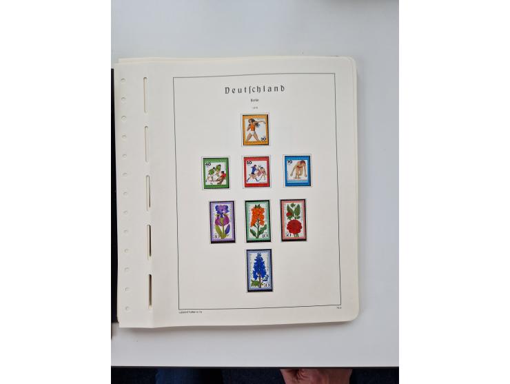 1945/87, vorwiegend postfrische bzw. gestempelte Sammlung, dabei Bund und Berlin doppelt, bis auf wenige jeweils komplett, au