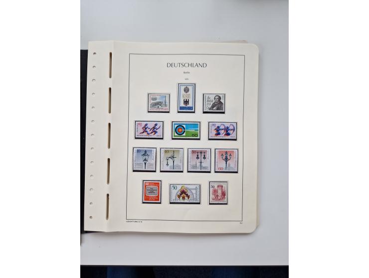 1945/87, vorwiegend postfrische bzw. gestempelte Sammlung, dabei Bund und Berlin doppelt, bis auf wenige jeweils komplett, au