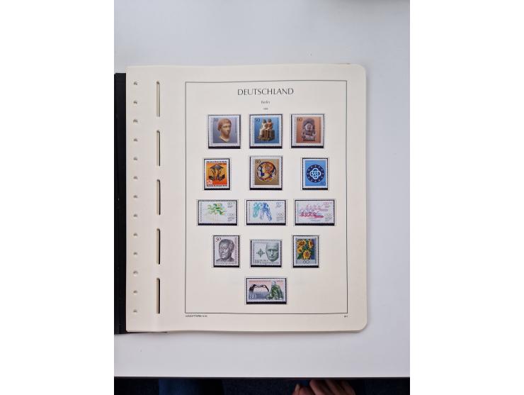 1945/87, vorwiegend postfrische bzw. gestempelte Sammlung, dabei Bund und Berlin doppelt, bis auf wenige jeweils komplett, au