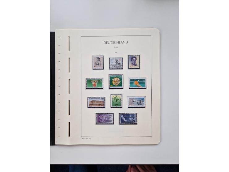 1945/87, vorwiegend postfrische bzw. gestempelte Sammlung, dabei Bund und Berlin doppelt, bis auf wenige jeweils komplett, au