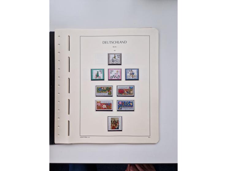 1945/87, vorwiegend postfrische bzw. gestempelte Sammlung, dabei Bund und Berlin doppelt, bis auf wenige jeweils komplett, au