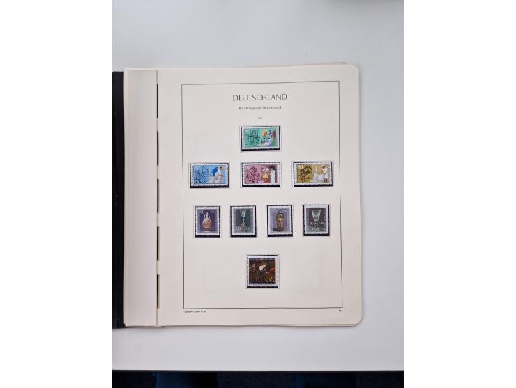 1945/87, vorwiegend postfrische bzw. gestempelte Sammlung, dabei Bund und Berlin doppelt, bis auf wenige jeweils komplett, au
