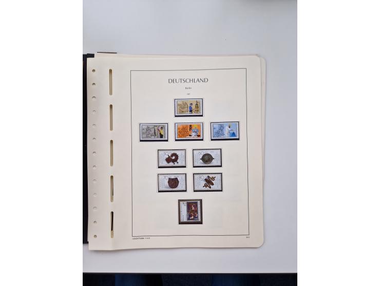 1945/87, vorwiegend postfrische bzw. gestempelte Sammlung, dabei Bund und Berlin doppelt, bis auf wenige jeweils komplett, au