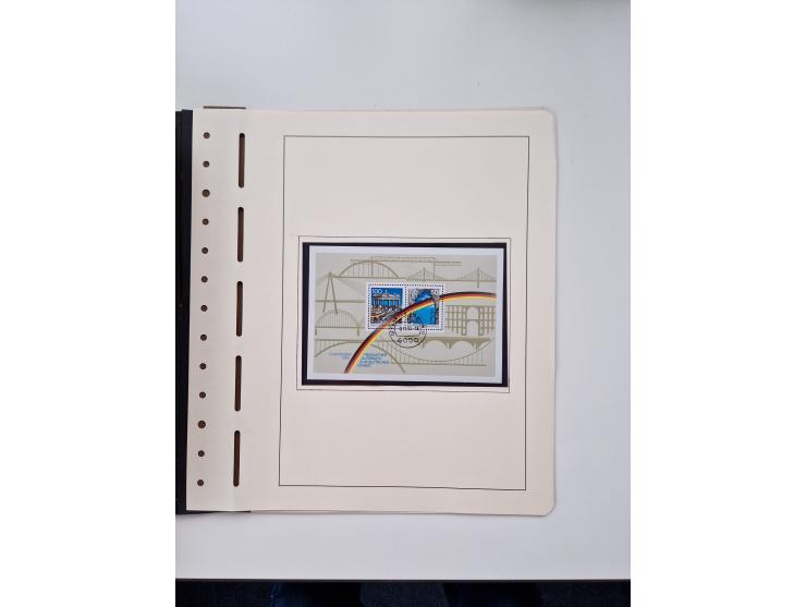 1945/87, vorwiegend postfrische bzw. gestempelte Sammlung, dabei Bund und Berlin doppelt, bis auf wenige jeweils komplett, au