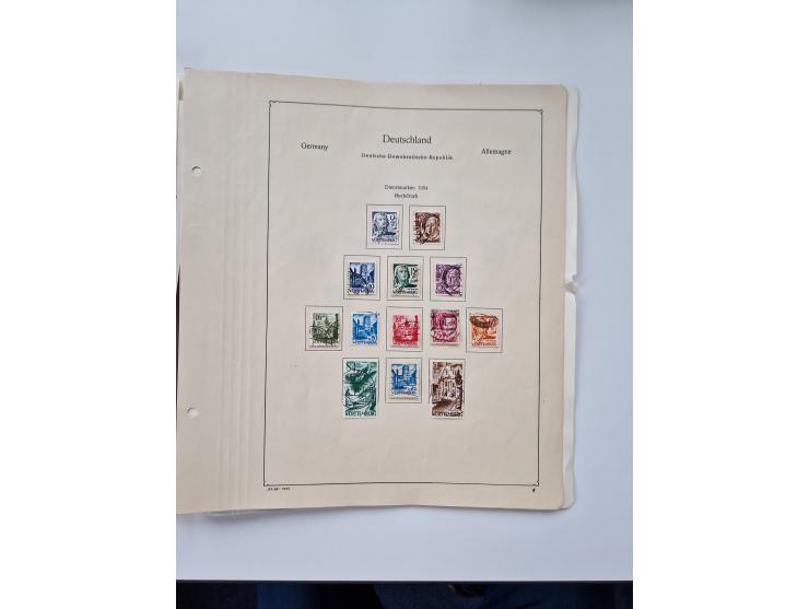 1945/87, vorwiegend postfrische bzw. gestempelte Sammlung, dabei Bund und Berlin doppelt, bis auf wenige jeweils komplett, au