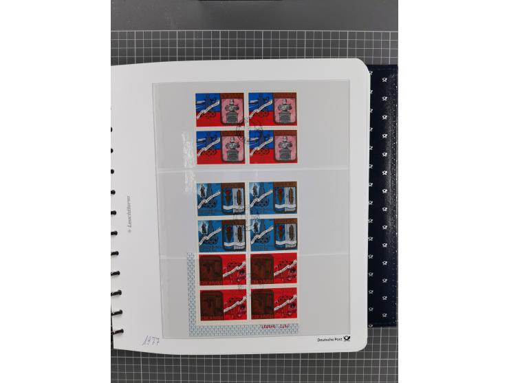 1870/1990, mixed collection beginning with classical issues, in 12 albums