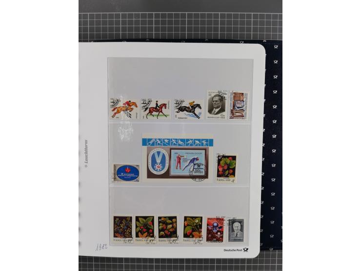 1870/1990, mixed collection beginning with classical issues, in 12 albums