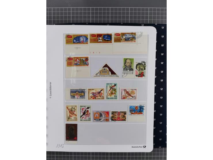 1870/1990, mixed collection beginning with classical issues, in 12 albums