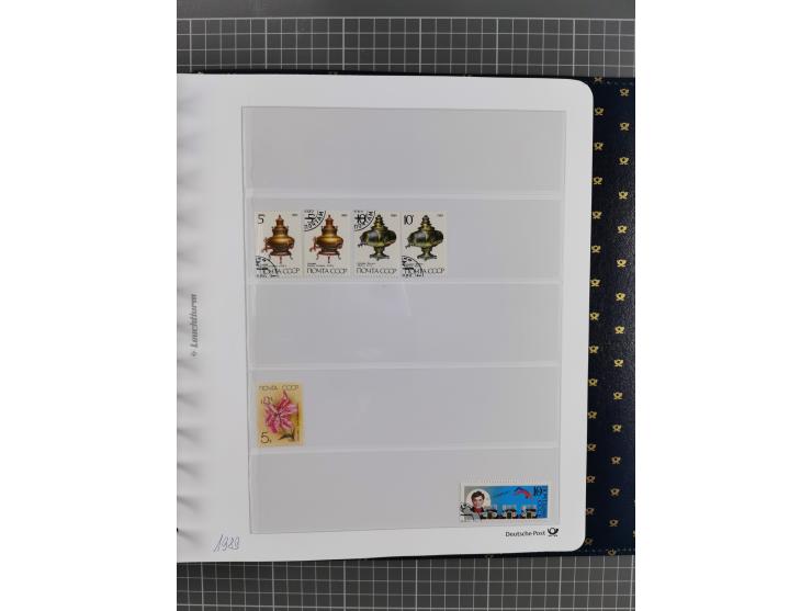 1870/1990, mixed collection beginning with classical issues, in 12 albums