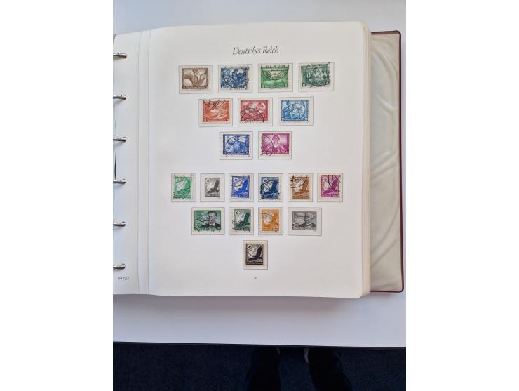 1933/2000 (ca.), Sammlungsbestand in 3 großen Kartons, dabei Deutsches Reich mit einigen besseren Ausgaben, BRD mit Jahrbuch 