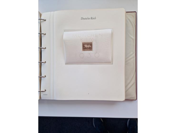 1933/2000 (ca.), Sammlungsbestand in 3 großen Kartons, dabei Deutsches Reich mit einigen besseren Ausgaben, BRD mit Jahrbuch 