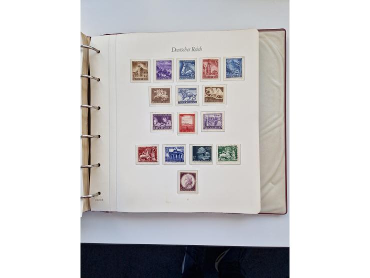 1933/2000 (ca.), Sammlungsbestand in 3 großen Kartons, dabei Deutsches Reich mit einigen besseren Ausgaben, BRD mit Jahrbuch 