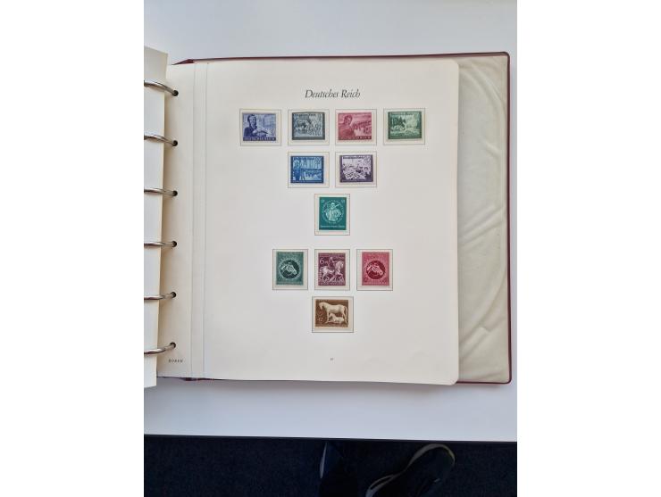 1933/2000 (ca.), Sammlungsbestand in 3 großen Kartons, dabei Deutsches Reich mit einigen besseren Ausgaben, BRD mit Jahrbuch 