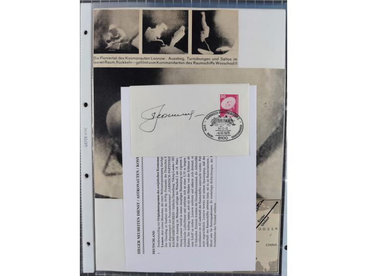 1960/2015, interessanter Bestand mit Motiv-Marken und Blocks, FDC, SST und Sonderbelege, meist bis ca. 1990, dazu Autographen