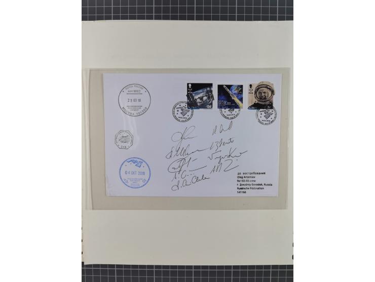 1960/2015, interessanter Bestand mit Motiv-Marken und Blocks, FDC, SST und Sonderbelege, meist bis ca. 1990, dazu Autographen