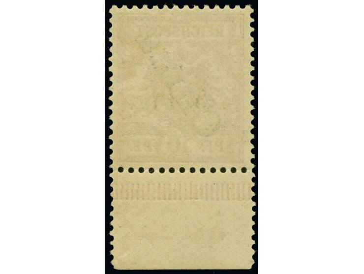 1900, 1. Tsingtau-Ausgabe mit steilem Aufdruck: 5 Pfg. auf 10 Pfg., Unterrandstück, Aufdrucktype 3a, sauber ungebraucht, die 
